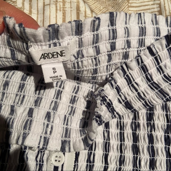 Ardene Tube - Picture 2 of 3